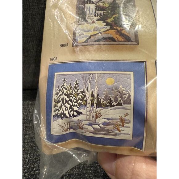 Artcraft Concepts "Winter Birches" 5902 Needlepoint Crewel Kit Vintage - Picture 1 of 4